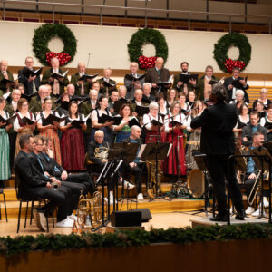 Das NÖ Adventsingen bezauberte mit weihnachtliche Melodien und Texten.